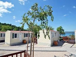 Camping Uvala Slana Hotel Selce